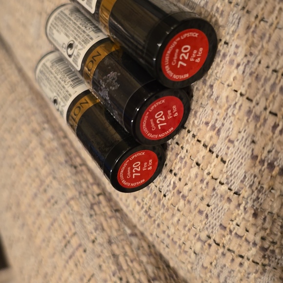 REVLON BRAND WOMEN'S SUPER LUSTROUS LIPSTICK BUNDLE OF 3 - Picture 7 of 7